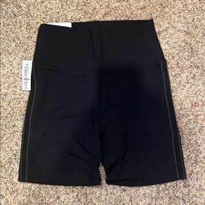 Aritizia TNA Biker Shorts